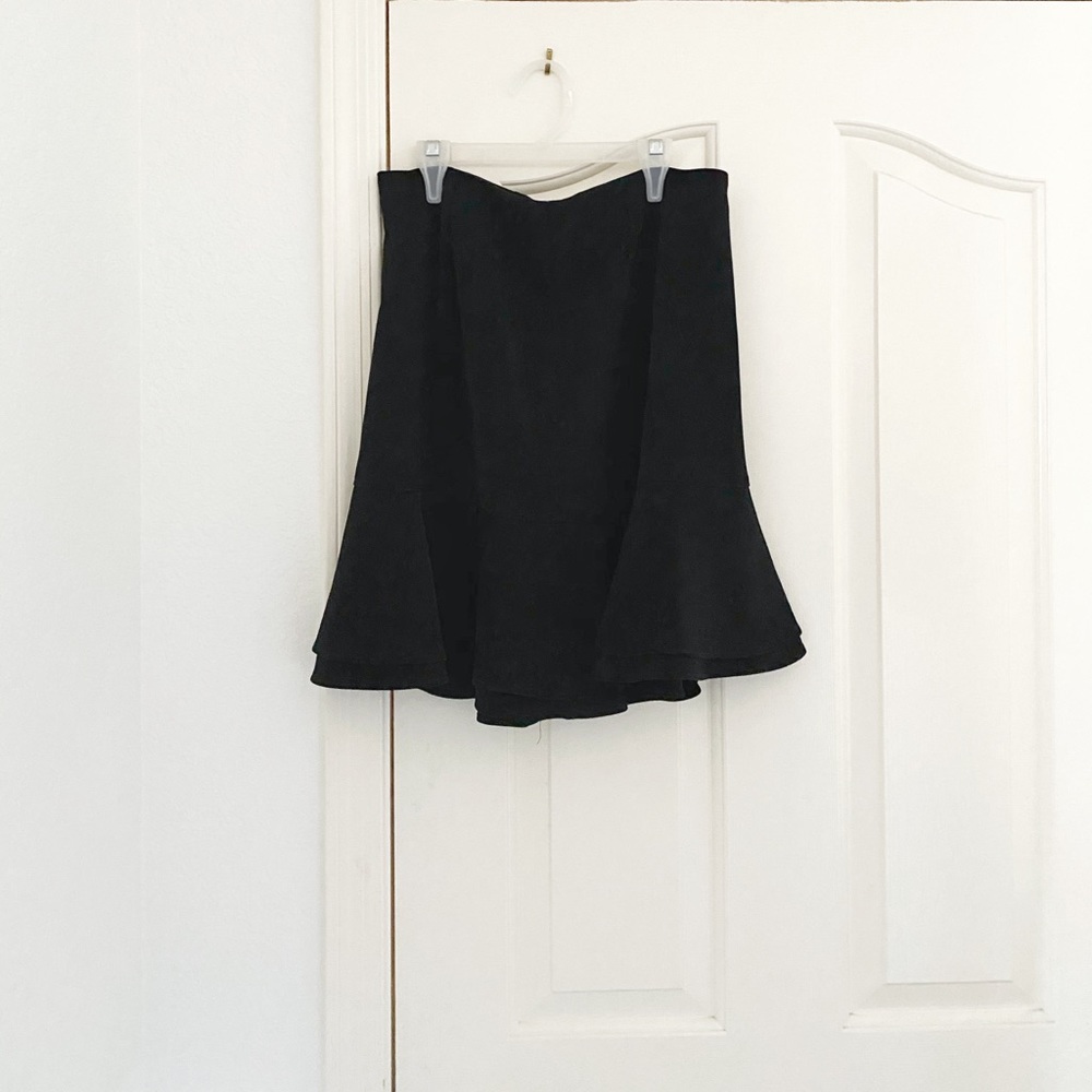 White House Black Market Black Swing Skirt